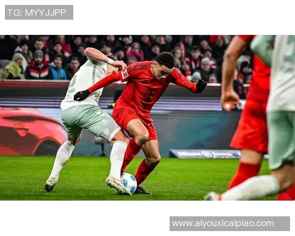 莱万重返德甲对阵拜仁引发球迷愤怒声讨称其背叛与忘恩负义